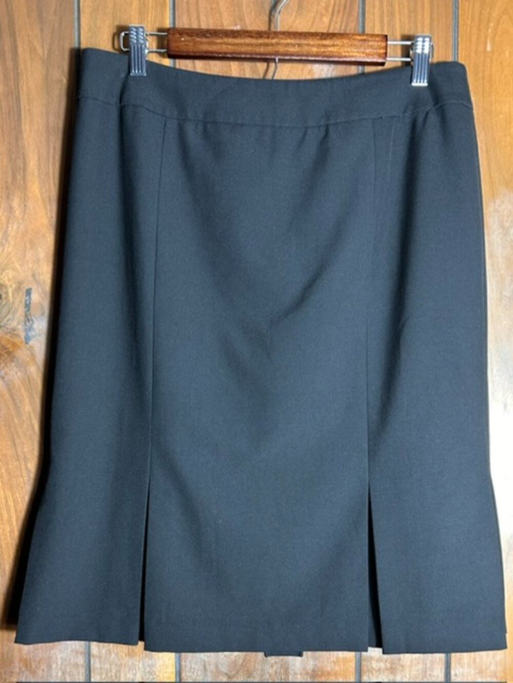 Talbots Pencil Skirt Womens Sz 10 Black Knee Length Pleated